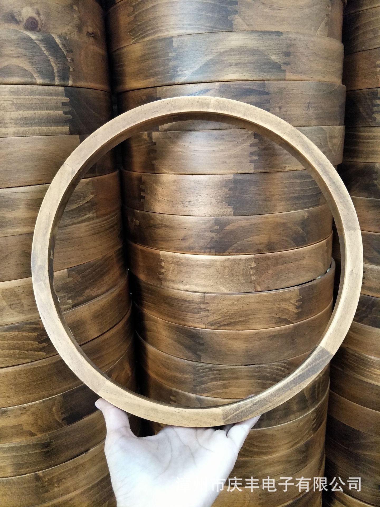Factory Direct Sales New Wood Grain Wall Clock Beech Fashion Creative Mute Solid Wood Clock Living Room Bedroom round Wall Clocks