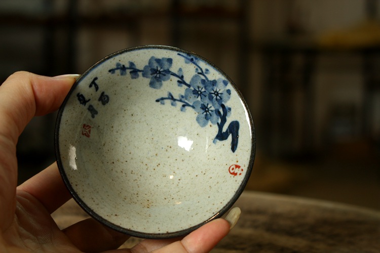 Coarse Pottery Cup Handmade and HandPainted Blue and White Porcelain Calligraphy Teacup Celadon Glaze BambooHat Type Cup Coarse Pottery Cup Handmade and HandPainted Blue and White Porcelain Calligraphy Teacup Celadon Glaze BambooHat Type Cup