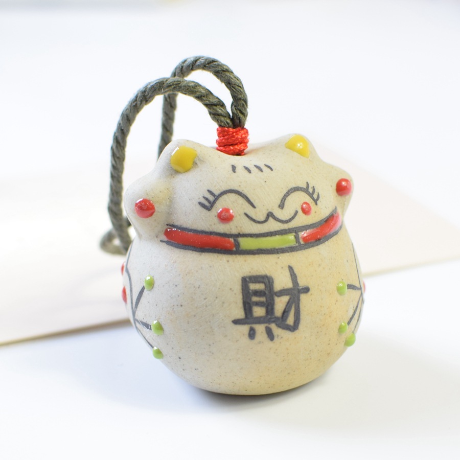 Japanese Creative Ceramic Lucky Cat Bell and Wind Chimes Pendant Furniture Decorative Porcelain craft