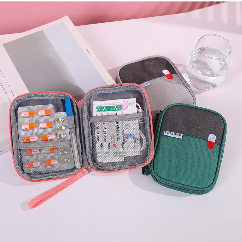 Small Color Matching Portable Medicine Storage Bag Epidemic Prevention Bag Portable First Aid Kits Emergency Bag Medicine Bag Medicine Box Small Color Matching Portable Medicine Storage Bag Epidemic Prevention Bag Portable First Aid Kits Emergency Bag Medicine Bag Medicine Box