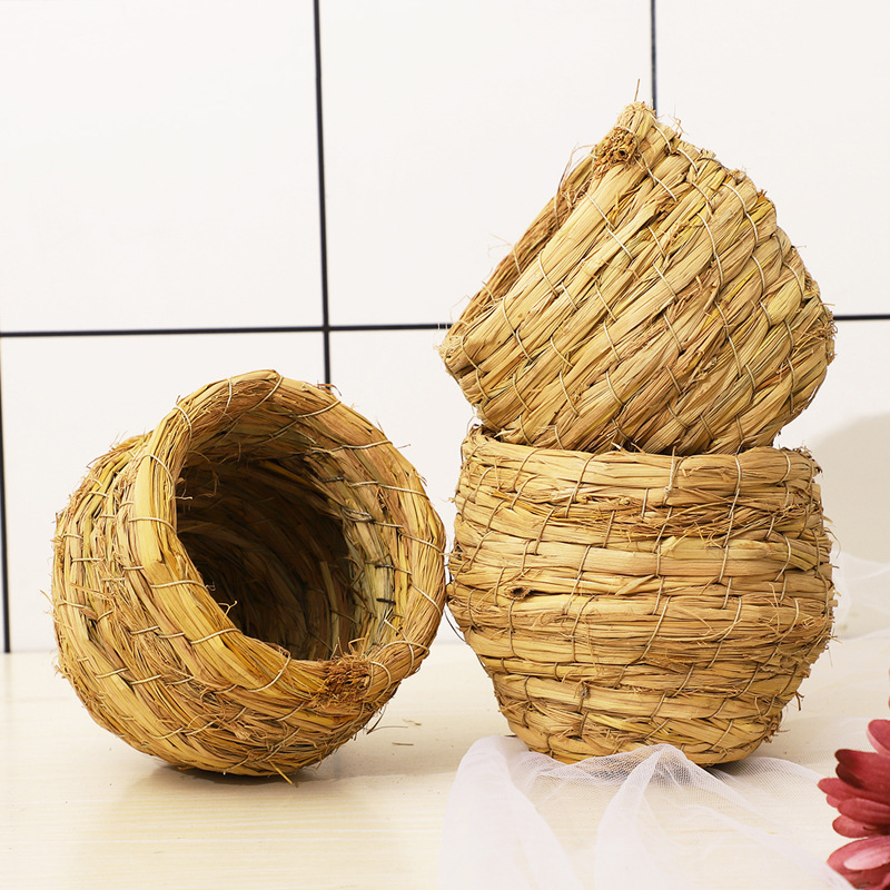 Factory Straw Bird Nest Pigeon Nest Thrush Bird Nest Warm Hanging Nest Little Bird Nest Bird Nest Grass Nest Breeding Nest Supplies