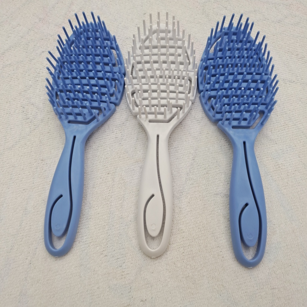 Bathroom Hollow Elastic Comb Broken Hair Massage Scalp Wet and Dry Static Tangle Teezer Princess Comb Mosquito-Repellent Incense Comb Bathroom Hollow Elastic Comb Broken Hair Massage Scalp Wet and Dry Static Tangle Teezer Princess Comb Mosquito-Repellent Incense Comb