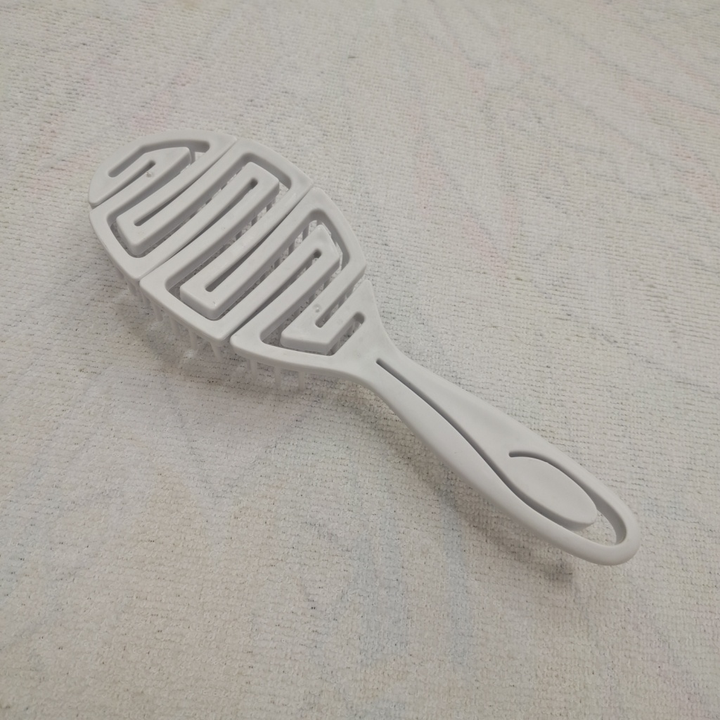 Bathroom Hollow Elastic Comb Broken Hair Massage Scalp Wet and Dry Static Tangle Teezer Princess Comb Mosquito-Repellent Incense Comb Bathroom Hollow Elastic Comb Broken Hair Massage Scalp Wet and Dry Static Tangle Teezer Princess Comb Mosquito-Repellent Incense Comb