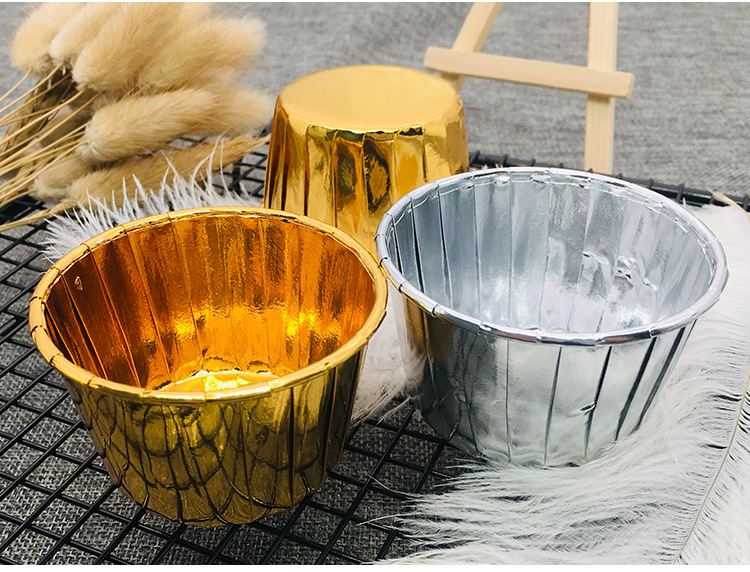 Gold and silver roll mouth roll Edge Cake Paper Cup Double-sided Aluminum roll Edge paper Cup Toasted High Gold and silver roll mouth roll Edge Cake Paper Cup Double-sided Aluminum roll Edge paper Cup Toasted High