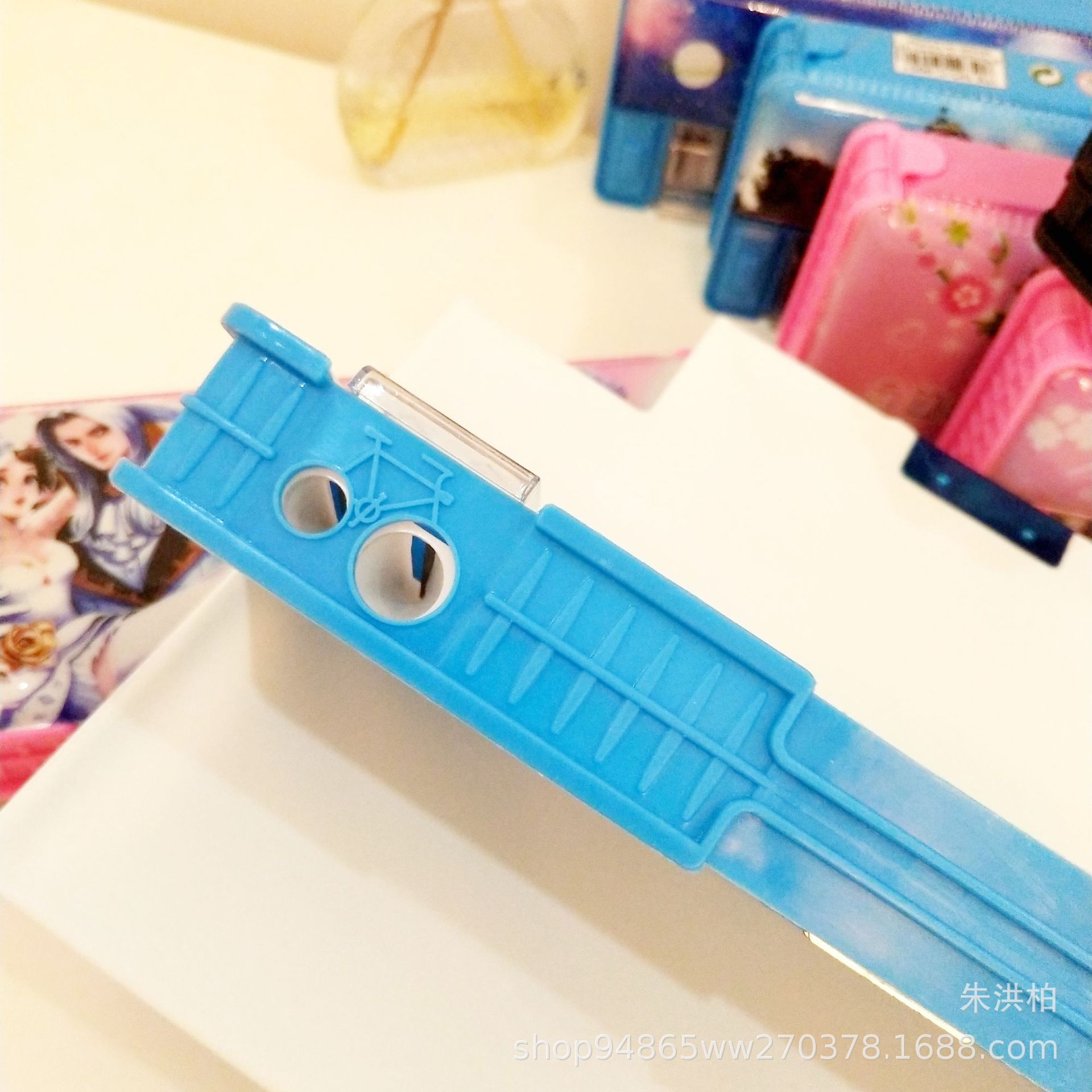 Double-Sided Plastic Pencil-Box for Primary and Secondary School Students Pencil Box Double Open with Double Holes Pencil Sharpener Gift Stationery Wholesale
