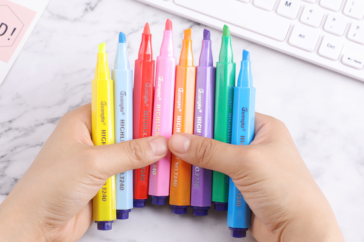Wide range of 3240 color highlighters set for students with marker pens, candy color markers, flash pens, bold highlights Wide range of 3240 color highlighters set for students with marker pens, candy color markers, flash pens, bold highlights