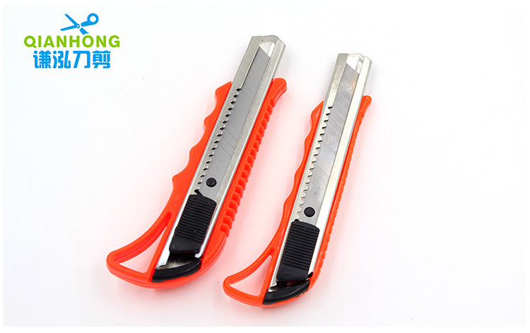 Manual Lock Utility Knife Multi-Purpose Stainless Steel Metal Cutting Blade Finishing Scabbard Sharp Wear-Resistant Wholesale Manual Lock Utility Knife Multi-Purpose Stainless Steel Metal Cutting Blade Finishing Scabbard Sharp Wear-Resistant Wholesale