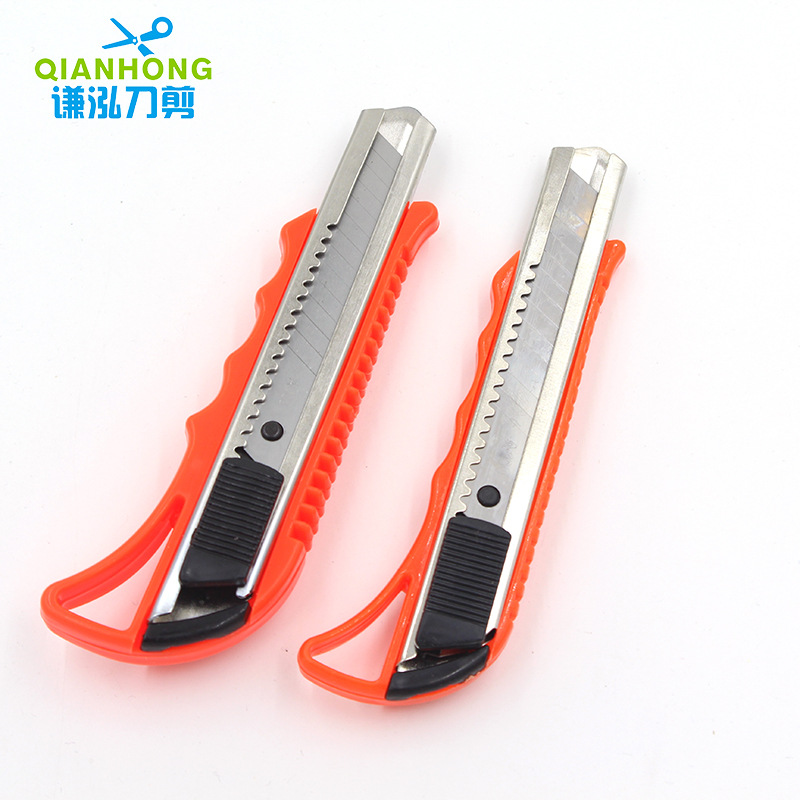 Manual Lock Utility Knife Multi-Purpose Stainless Steel Metal Cutting Blade Finishing Scabbard Sharp Wear-Resistant Wholesale Manual Lock Utility Knife Multi-Purpose Stainless Steel Metal Cutting Blade Finishing Scabbard Sharp Wear-Resistant Wholesale