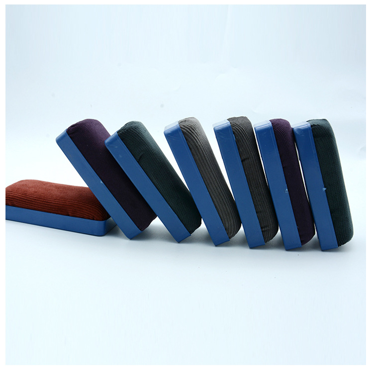 Qianhui Whiteboard Eraser Factory Direct Supply Large and Small Flannel Magnetic Plastic Easy to Wipe Chalk Accessories Blackboard Eraser Brush