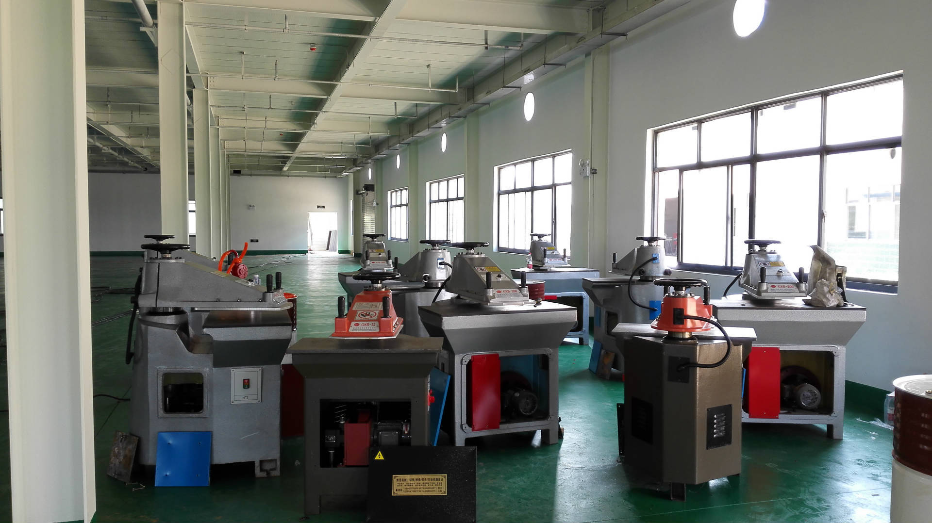 Manufacturer direct sale belt, insole, baby shoes, case and bag buckle 20 tons rocker arm blanking machine punch cutting machine Manufacturer direct sale belt, insole, baby shoes, case and bag buckle 20 tons rocker arm blanking machine punch cutting machine