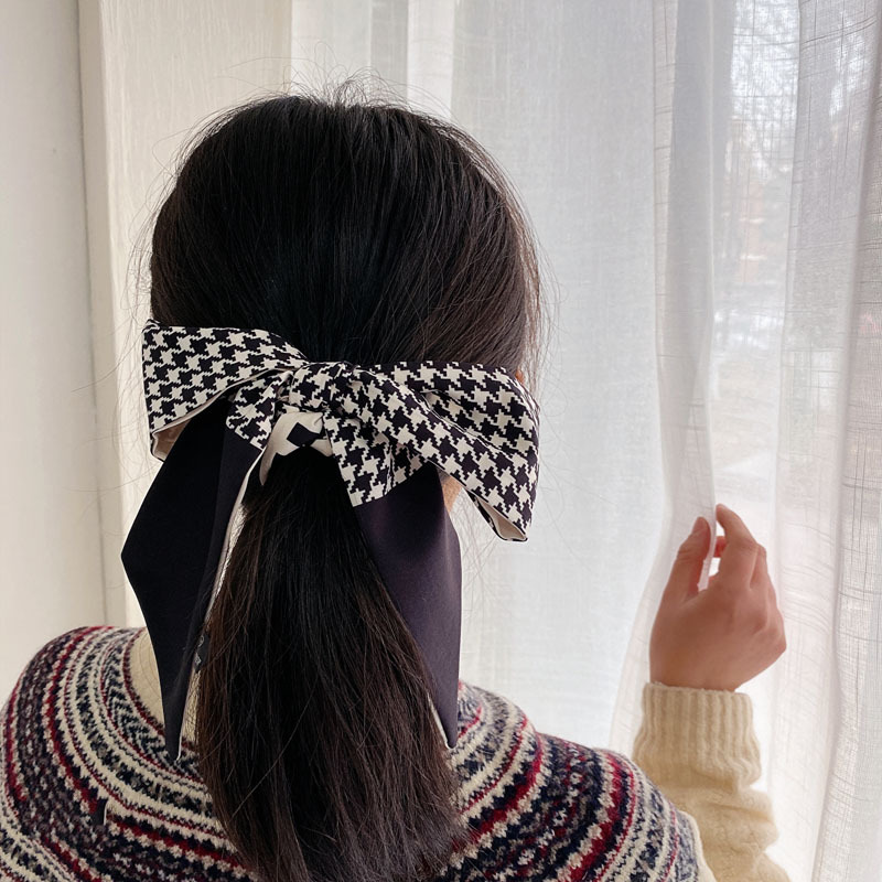 Small Long Silk Scarf for Women Spring and Autumn Fashionable Arm Bag Ribbon Versatile Korean Small Scarf Headband Hair Band Scarf Small Long Silk Scarf for Women Spring and Autumn Fashionable Arm Bag Ribbon Versatile Korean Small Scarf Headband Hair Band Scarf