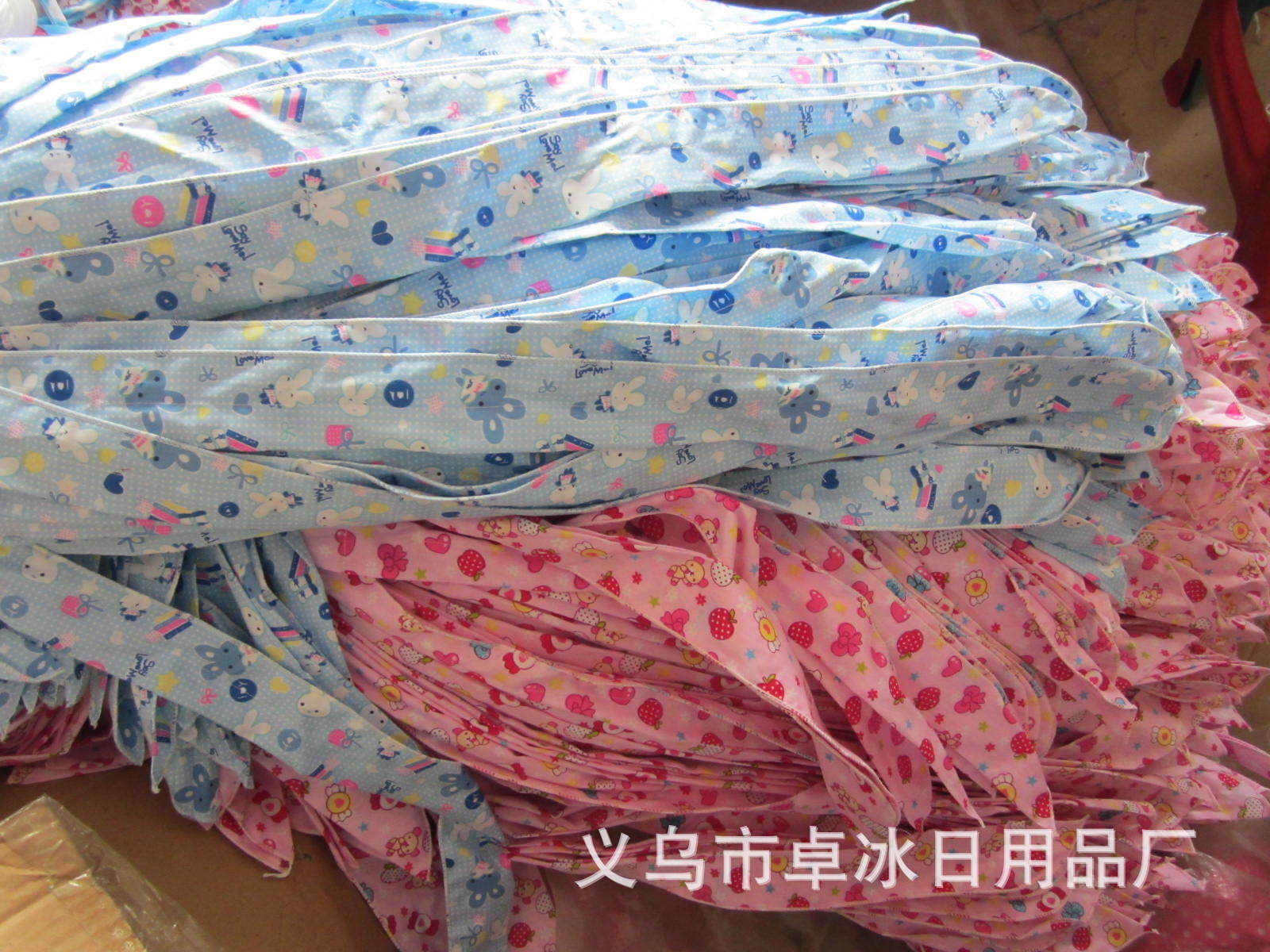 Summer Supply Cold Feeling Iced Towel Outdoor Running Sports Cooling Ice-Cold Towel Towel Water-Filled Expansion Iced Towel Spot Goods Summer Supply Cold Feeling Iced Towel Outdoor Running Sports Cooling Ice-Cold Towel Towel Water-Filled Expansion Iced Towel Spot Goods