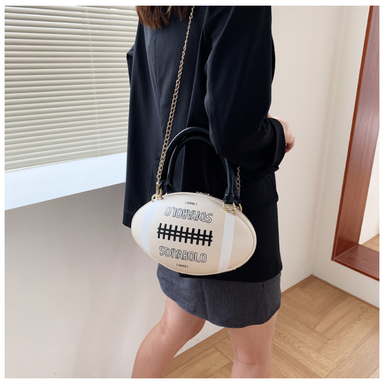 Funny Basketball Bag for Women 2021 New Popular Online Red Korean Style Personalized Creative One-Shoulder Crossbody Chain Rugby Bag Funny Basketball Bag for Women 2021 New Popular Online Red Korean Style Personalized Creative One-Shoulder Crossbody Chain Rugby Bag