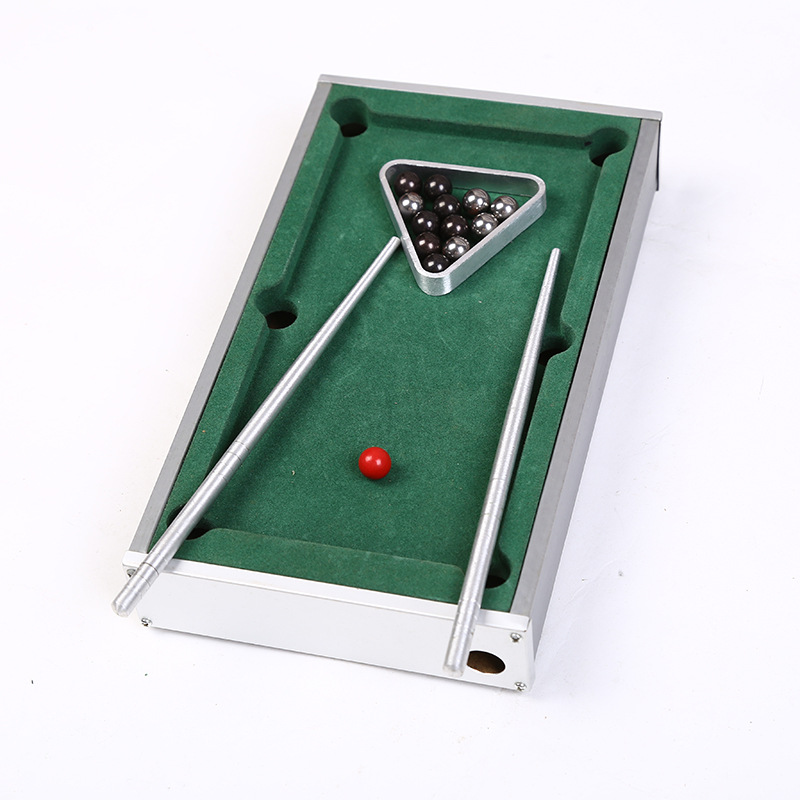 Manufacturers supply hot foreign trade aluminum alloy desk billiards game creative model gifts can be customized production
