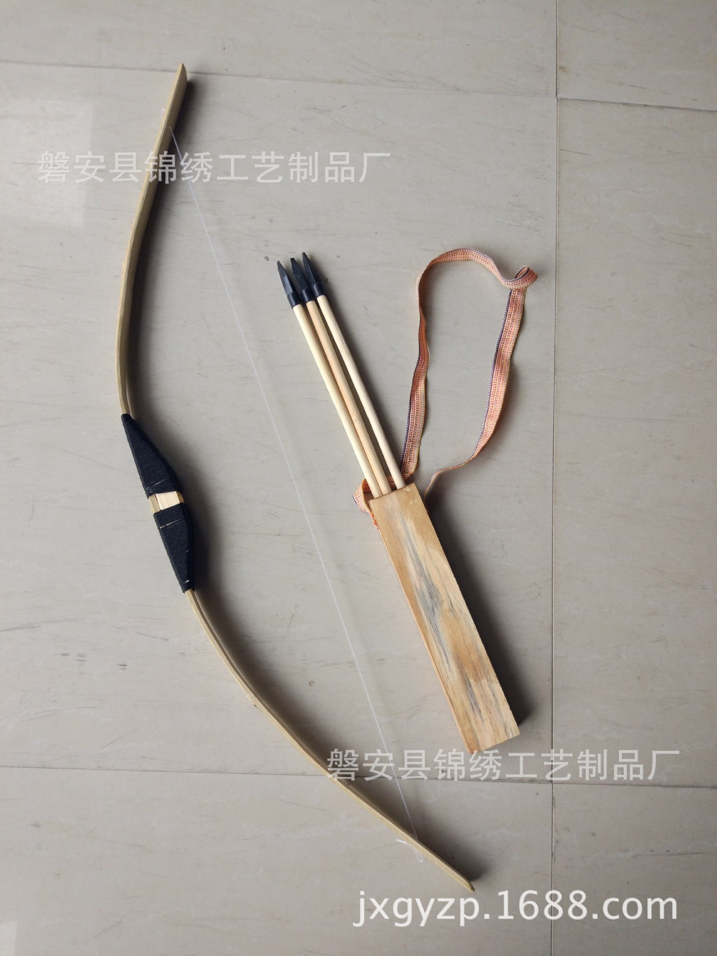 Children's Toy Bow and Arrow Wooden Children's Simulation Bow and Arrow Traditional Nostalgic Toy No Killing Power Children's Toy Bow and Arrow Wooden Children's Simulation Bow and Arrow Traditional Nostalgic Toy No Killing Power