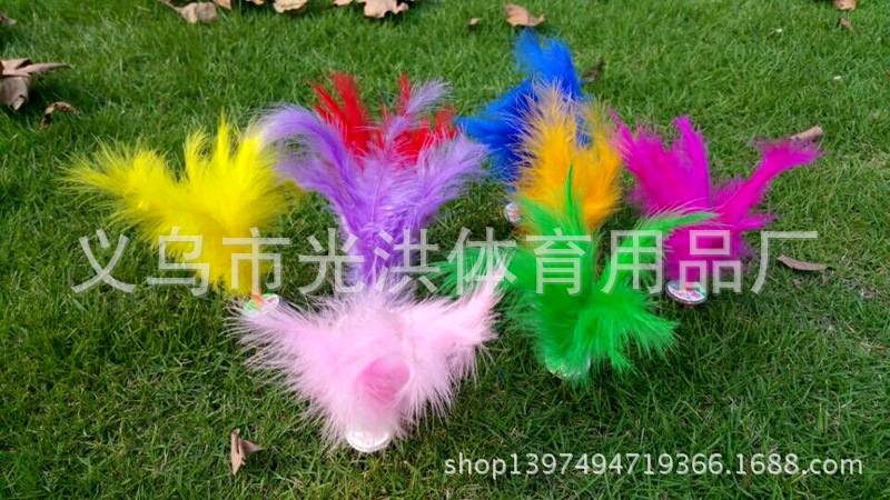 Factory Direct Sales Kick Shuttlecock Children's Traditional Entertainment Competition Small Sporting Goods Turkey Feather Shuttlecock Kick Shuttlecock Factory Direct Sales Kick Shuttlecock Children's Traditional Entertainment Competition Small Sporting Goods Turkey Feather Shuttlecock Kick Shuttlecock