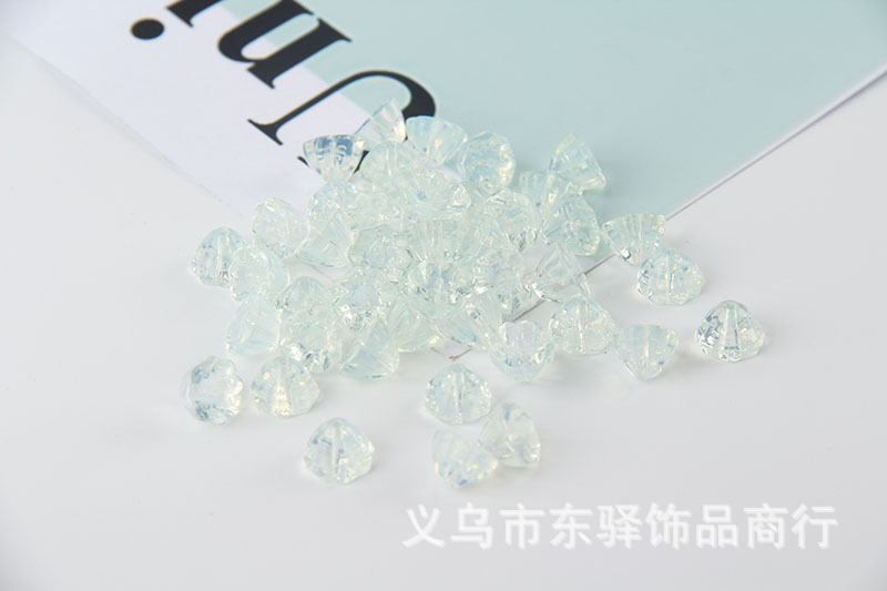 DIY Imported Czech Glaze 6 * 8mm Lotus Seedpod Flower Bracelet Hairpin Headdress Earrings Handmade Jewelry Accessories Material DIY Imported Czech Glaze 6 * 8mm Lotus Seedpod Flower Bracelet Hairpin Headdress Earrings Handmade Jewelry Accessories Material