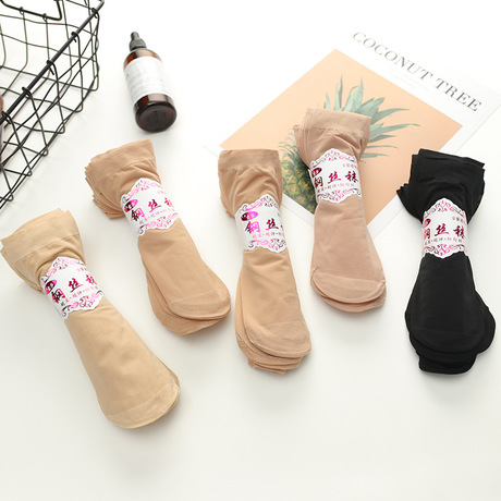 Spring and summer mask steel wire socks steel wire anti-hook silk socks women&#039;s short silk socks meat color socks manufacturers direct