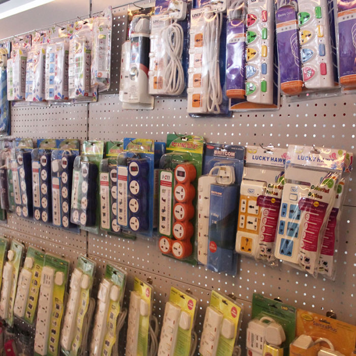 Factory Price Wholesale British Standard Plug with Switch Socket Safety Power Strip Extension Cable Patch Board Patch Board Factory Price Wholesale British Standard Plug with Switch Socket Safety Power Strip Extension Cable Patch Board Patch Board