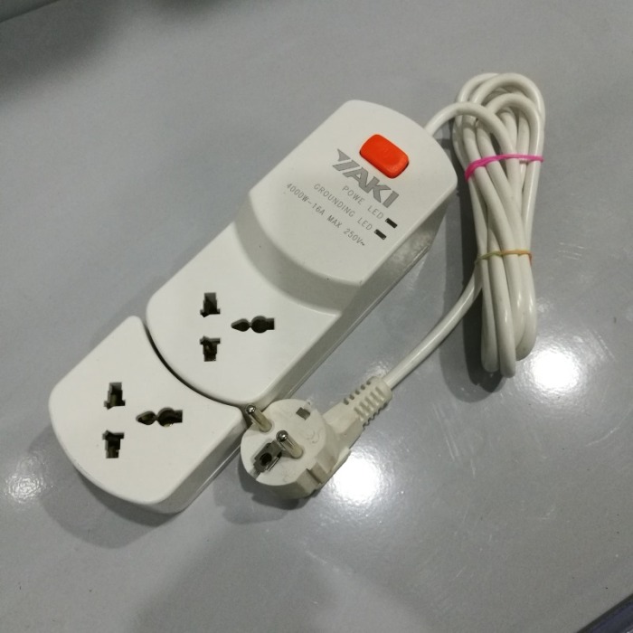 Factory Price Wholesale British Standard Plug with Switch Socket Safety Power Strip Extension Cable Patch Board Patch Board Factory Price Wholesale British Standard Plug with Switch Socket Safety Power Strip Extension Cable Patch Board Patch Board
