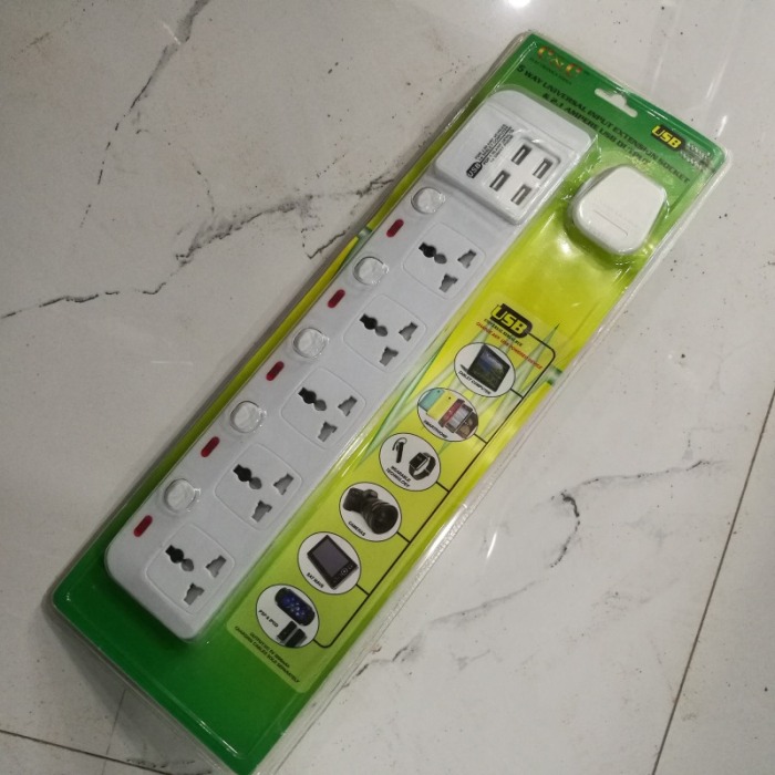Factory Price Wholesale British Standard Plug with Switch Socket Safety Power Strip Extension Cable Patch Board Patch Board Factory Price Wholesale British Standard Plug with Switch Socket Safety Power Strip Extension Cable Patch Board Patch Board