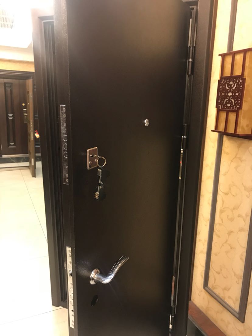 Export Russian Door Anti-Theft Door Iron Door Thermal Insulation Door Steering Lock Steeldoor Export Russian Door Anti-Theft Door Iron Door Thermal Insulation Door Steering Lock Steeldoor