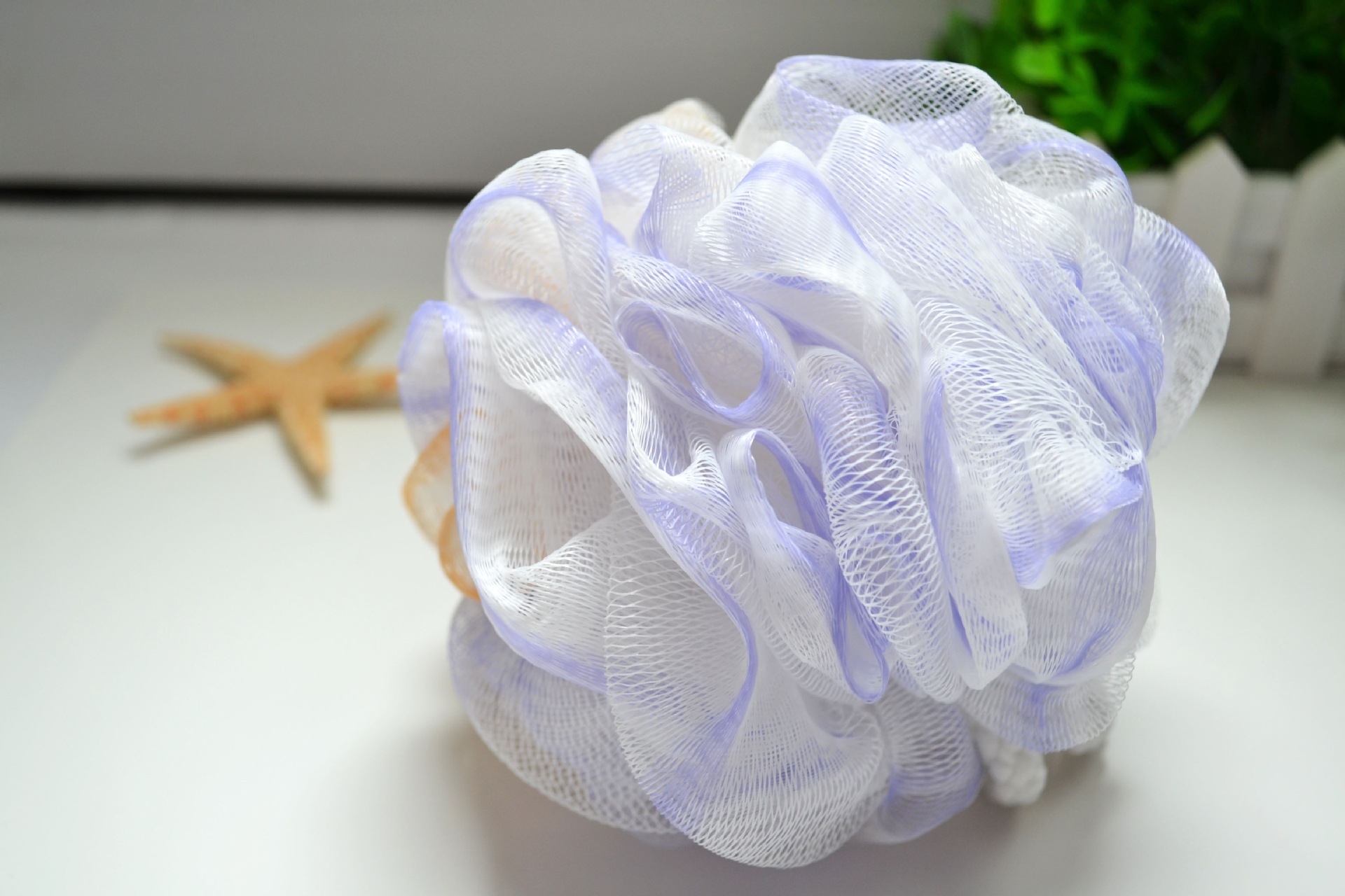 Cleanse skin bath flower bath ball soft bubbling bath ball.