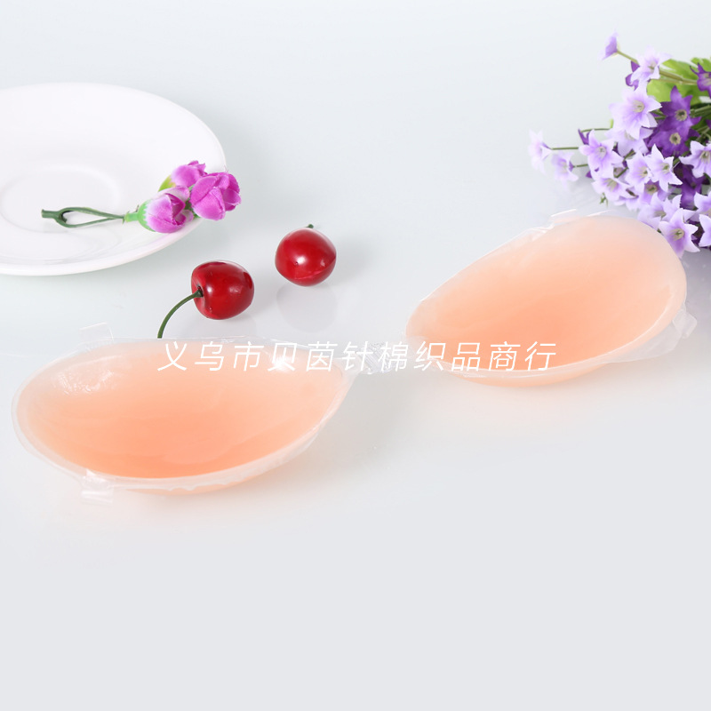The new silicone breast pad is 2 times thick and The light type chest cushion covers The wholesale.