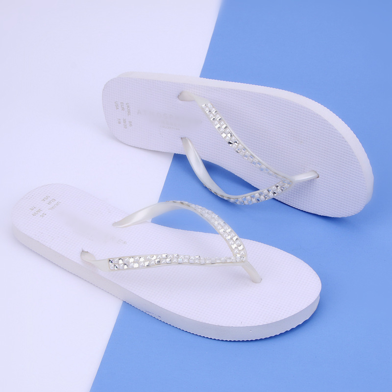 Foreign Trade Summer New Sandals Women&#039;s Shoes Fashion Handmade Stick-on Crystals Beach Shoes Flip-Flops Source Factory Customization