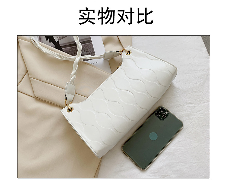 Fresh Design 2021 New Style French Stick Underarm Bag Women's Simple Practical File Holder Casual Shoulder Messenger Bag Fresh Design 2021 New Style French Stick Underarm Bag Women's Simple Practical File Holder Casual Shoulder Messenger Bag