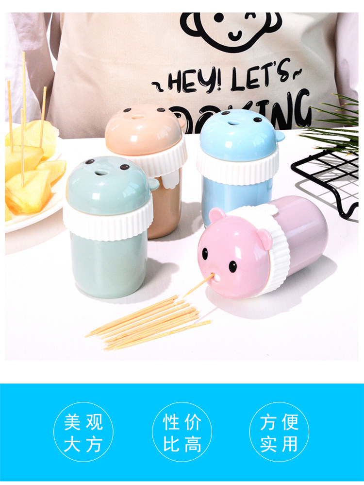Plastic Cartoon Toothpick Box Creative European Bear Toothpick Tin Simple Living Room Home Portable round Toothpick Holder