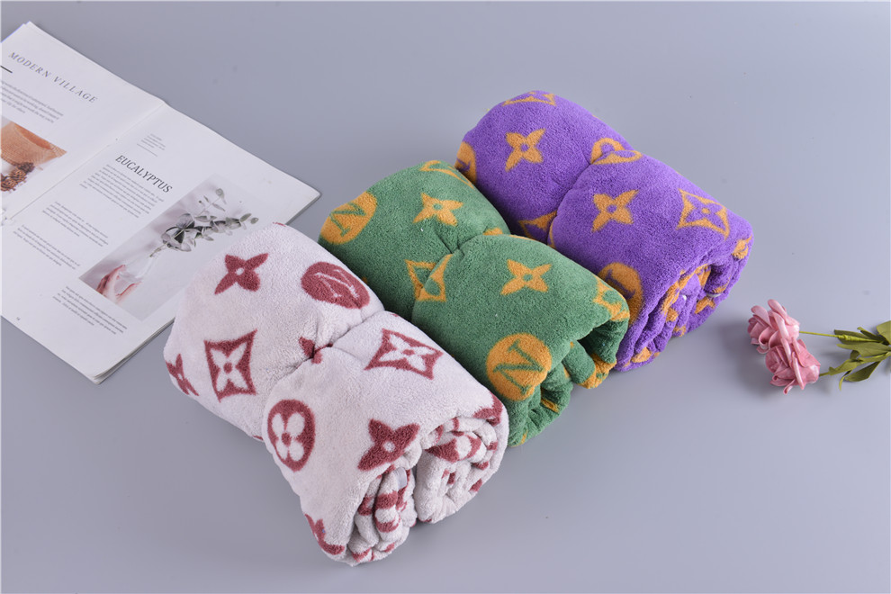 Household Men and Women Bathing Bath Towel Adult Wearable Large Bath Towel Water-Absorbing Quick-Drying Pure Cotton Cute Embroidery Children Wrapping Towel Household Men and Women Bathing Bath Towel Adult Wearable Large Bath Towel Water-Absorbing Quick-Drying Pure Cotton Cute Embroidery Children Wrapping Towel