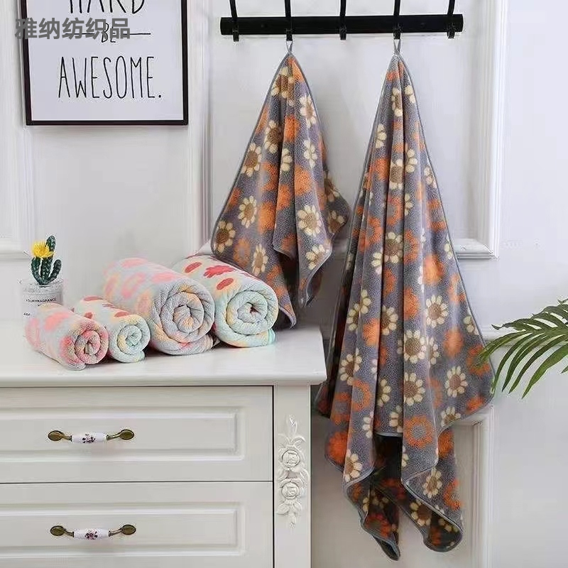 Arna Textile Coral Fleece Quick-Drying Lint Free Towels Floral Vintage Super Absorbent Bath Towel Covers