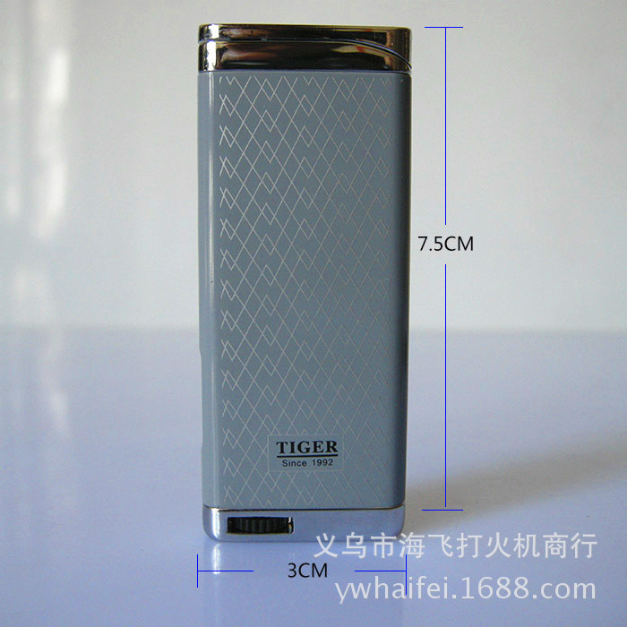 The supply of metal Tiger TW-895 windproof lighter and lighter into Yanju mixed batch
