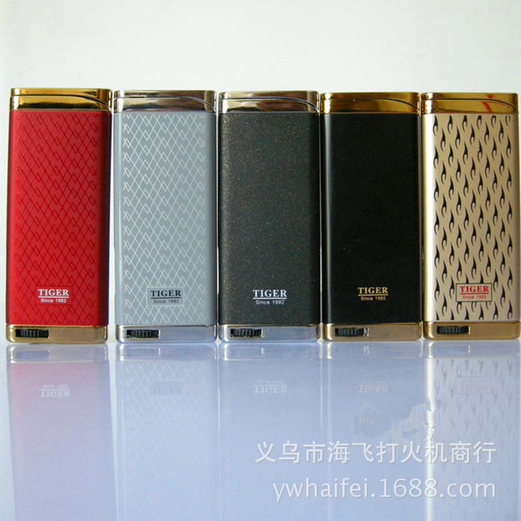 The supply of metal Tiger TW-895 windproof lighter and lighter into Yanju mixed batch The supply of metal Tiger TW-895 windproof lighter and lighter into Yanju mixed batch