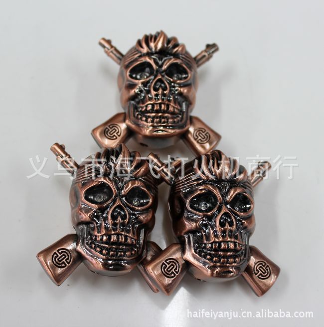 The supply of 599 flash skull Guaijiao metal lighter and Yanju into new ideas The supply of 599 flash skull Guaijiao metal lighter and Yanju into new ideas