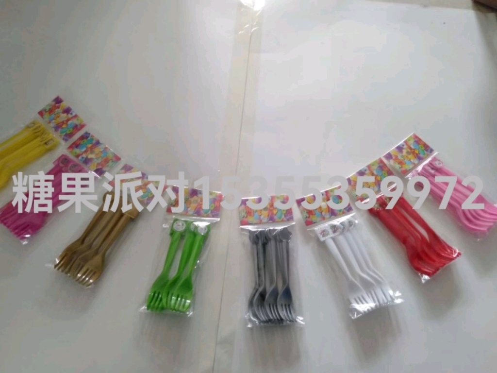 Children's Birthday Party Decoration Layout Supplies Disposable Knife Fork Spoon Lengthened Cartoon Fork Spoon Piggy Page