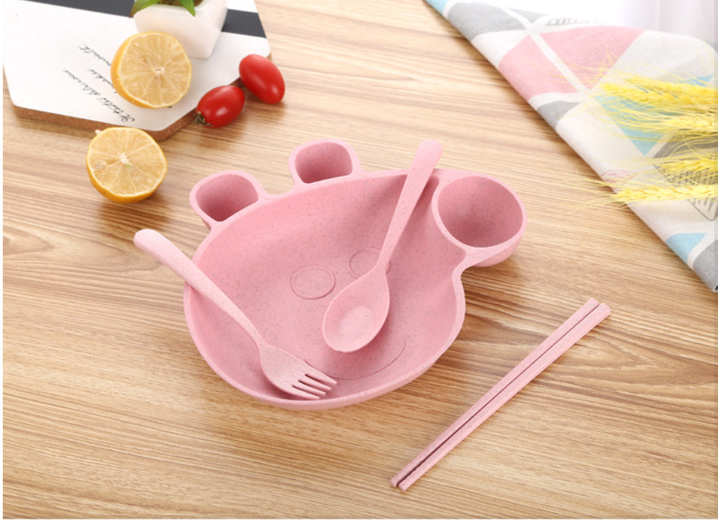 Pig Wheat Straw Children's Tableware Set Page Baby Compartment Breakfast Plate Spoon Fork Plate Four-Piece Gift Set Pig Wheat Straw Children's Tableware Set Page Baby Compartment Breakfast Plate Spoon Fork Plate Four-Piece Gift Set