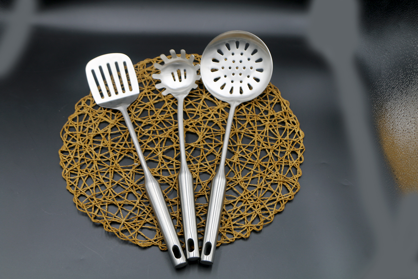 Stainless steel spatula, the soup ladle, stir - fry dish, color box, seven - piece set of high - grade kitchen utensils and appliances