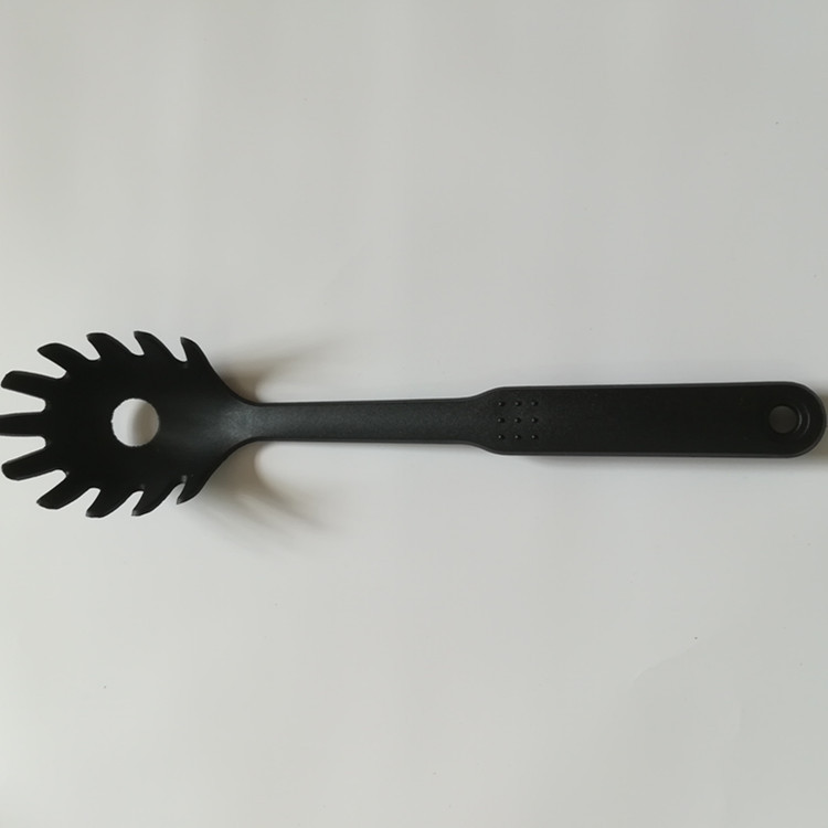 Factory Direct Sales High Temperature Resistant Nylon 7-Piece Kitchen Ware Set Non-Stick Pan Spatula Soup Spoon Spaghetti Fishing Slotted Turner Soup Ladle
