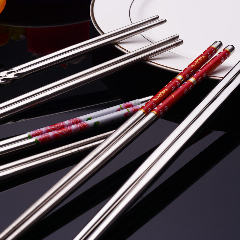 2021 New Blue and White Porcelain Printing Chinese Mirror Polished round Chopsticks 201 Stainless Steel Household Hotel Tableware
