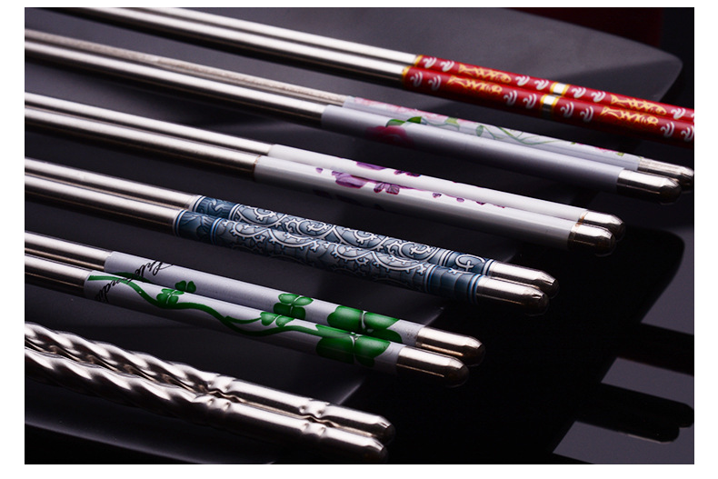2021 New Blue and White Porcelain Printing Chinese Mirror Polished round Chopsticks 201 Stainless Steel Household Hotel Tableware 2021 New Blue and White Porcelain Printing Chinese Mirror Polished round Chopsticks 201 Stainless Steel Household Hotel Tableware