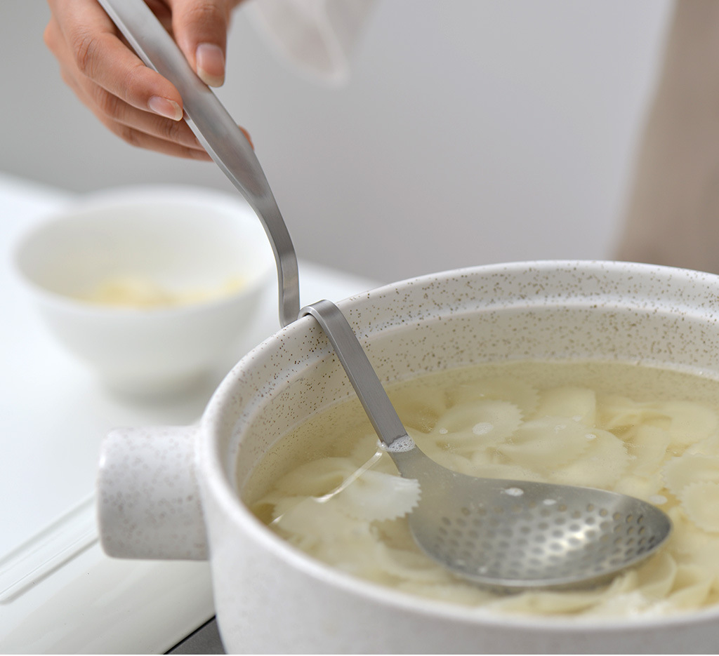 304 Stainless Steel Hot Pot Spoon Wall Spoon Hot Pot Soup Ladle Colander Thick Spicy Hot Pot Strainer Spoon Porridge Spoon Wholesale 304 Stainless Steel Hot Pot Spoon Wall Spoon Hot Pot Soup Ladle Colander Thick Spicy Hot Pot Strainer Spoon Porridge Spoon Wholesale
