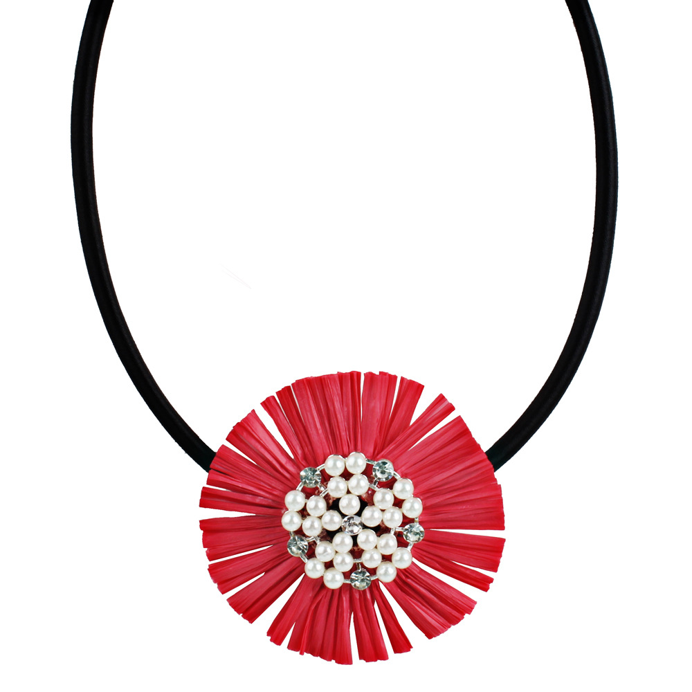 Cross - border exclusive fashion full diamond sunflower joker of autumn and winter simple collar chain necklace accessories hang ornaments