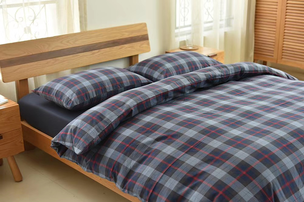 Bedding Cotton Flannel Set Four-Piece Bedding Set