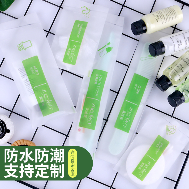 Hotel Disposable Toothbrush Toothpaste Toiletries Set Hotel B &amp; B Travel Soft Hair Comb Wholesale