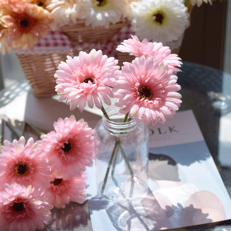Flower Artificial Flower Wedding Bouquet African Chrysanthemum Colorful Chrysanthemum Table Decoration Furnishings Flower Artificial Flower Wedding Bouquet African Chrysanthemum Colorful Chrysanthemum Table Decoration Furnishings