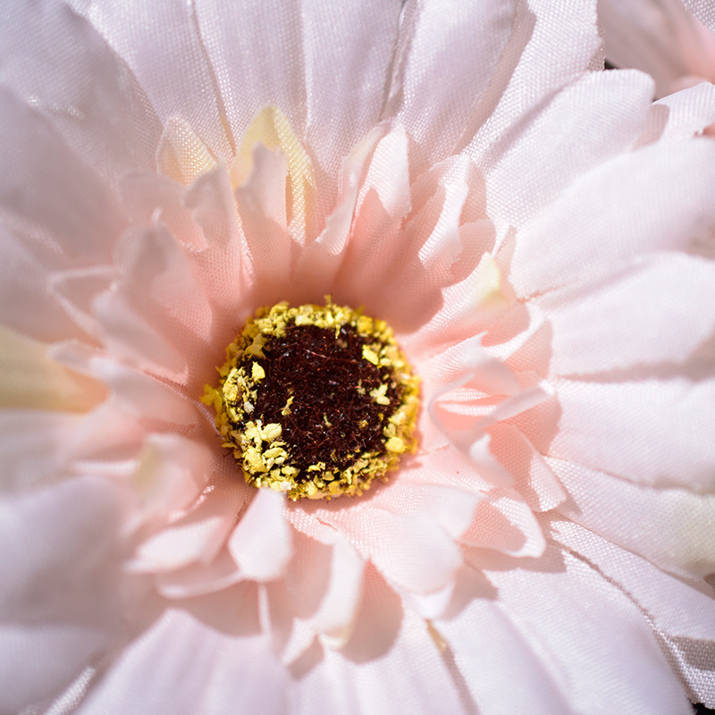 Flower Artificial Flower Wedding Bouquet African Chrysanthemum Colorful Chrysanthemum Table Decoration Furnishings Flower Artificial Flower Wedding Bouquet African Chrysanthemum Colorful Chrysanthemum Table Decoration Furnishings