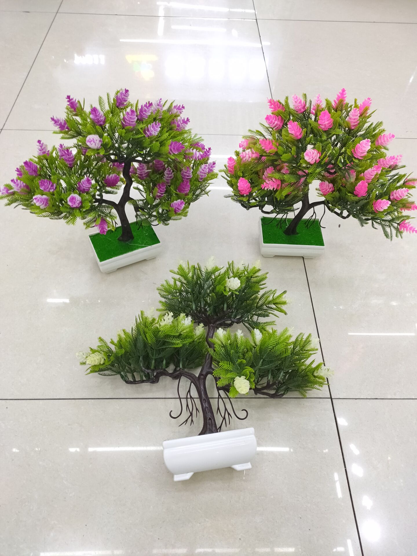 Simulation bonsai plastic basin three-fork small arbutus fruit tree decoration living room bedroom and so on Simulation bonsai plastic basin three-fork small arbutus fruit tree decoration living room bedroom and so on