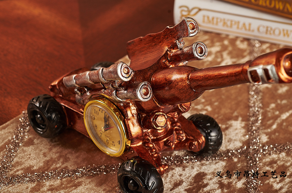 Resin Crafts European Red Wine Cannon Decoration Wine Cabinet Decoration Clock Decoration Resin Crafts European Red Wine Cannon Decoration Wine Cabinet Decoration Clock Decoration